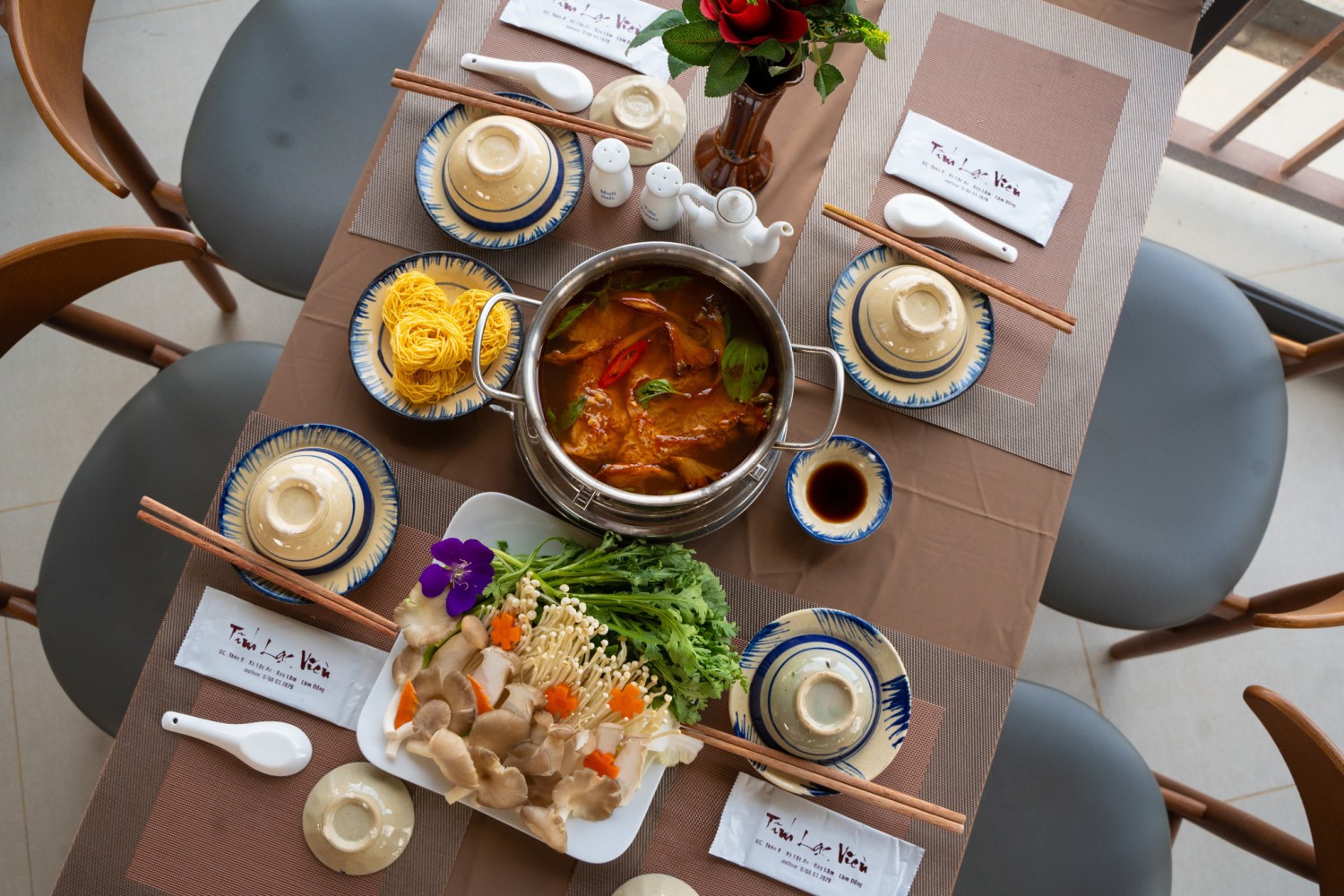 Khám Phá Ẩm Thực Chay Tươi Mát Tại Tĩnh Lạc Viên: Hành Trình Tìm Về Với Thiên Nhiên và Sức Khỏe